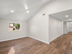 980 E Middle Avenue, San Martin CA 95046