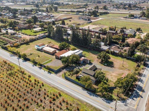 980 E Middle Avenue, San Martin CA 95046