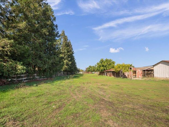 980 E Middle Avenue, San Martin CA 95046