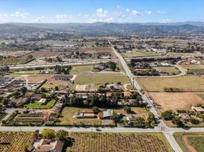980 E Middle Avenue, San Martin CA 95046