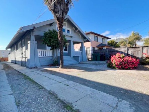 1729 28th Avenue, Oakland CA 94601