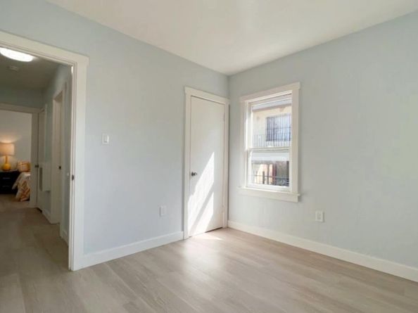 1729 28th Avenue, Oakland CA 94601