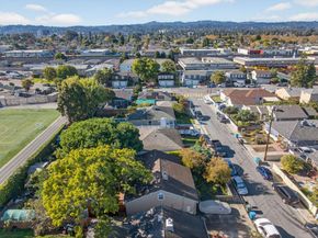 1318 Huron Avenue, San Mateo CA 94401