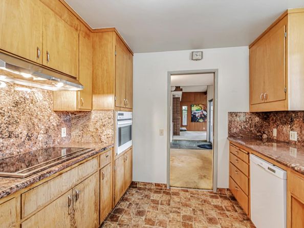 16120 Viewfield Road, Monte Sereno CA 95030