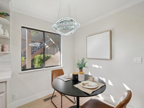 14355 Saratoga Avenue A, Saratoga CA 95070