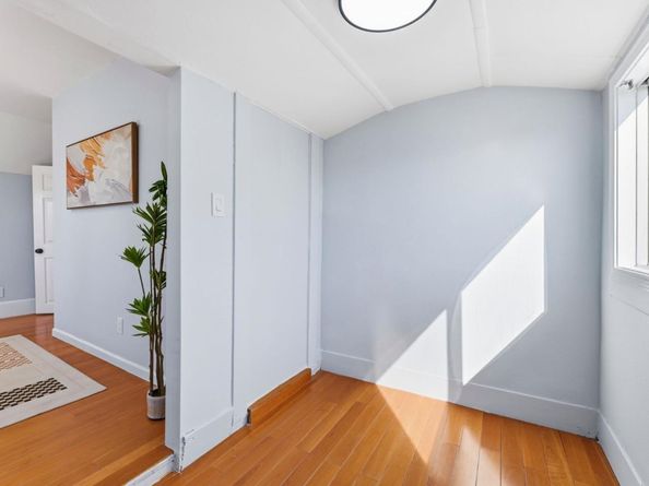 2504 E 24th Street, Oakland CA 94601