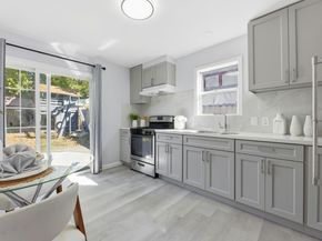 2504 E 24th Street, Oakland CA 94601