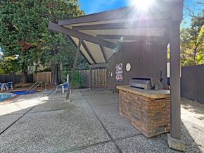 1515 Floribunda Avenue 302, Burlingame CA 94010