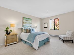 1515 Floribunda Avenue 302, Burlingame CA 94010