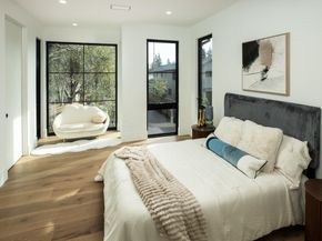 1866 Valparaiso Avenue, Menlo Park CA 94025