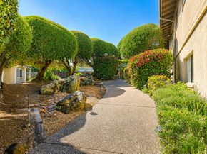 300 Ridgeway Road, Woodside CA 94062