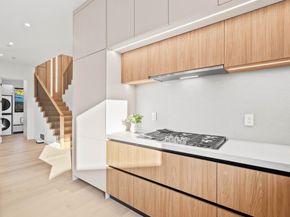 700 Farley Street, Mountain View CA 94043