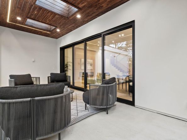 700 Farley Street, Mountain View CA 94043