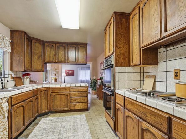 10614 Merriman Road, Cupertino CA 95014