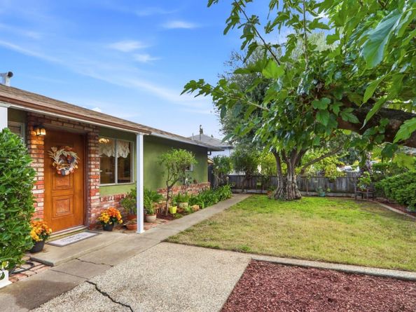 10614 Merriman Road, Cupertino CA 95014