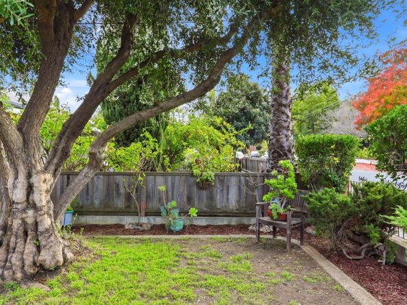 10614 Merriman Road, Cupertino CA 95014