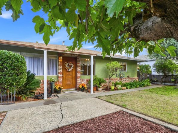 10614 Merriman Road, Cupertino CA 95014