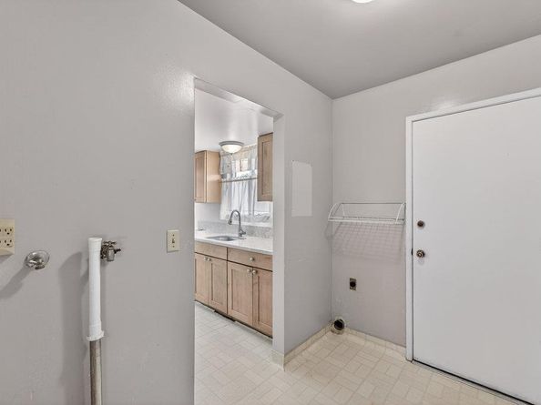 8 Carita Court, Watsonville CA 95076