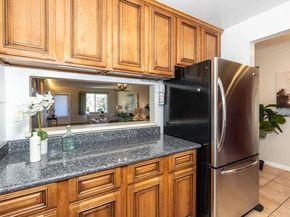 4008 Farm Hill Boulevard 102, Redwood City CA 94061