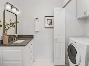 83 Devonshire Avenue 7, Mountain View CA 94043