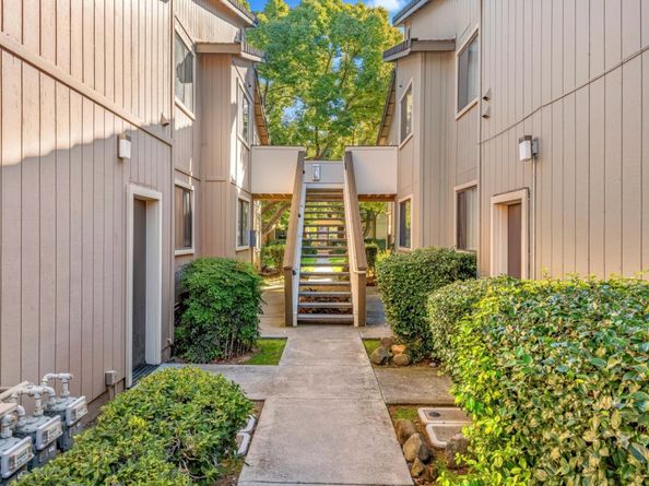 217 Del Monte Lane, Morgan Hill CA 95037