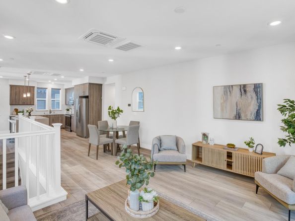 549 Yale Way, San Jose CA 95117