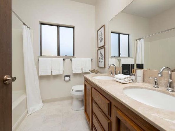 1515 Floribunda Avenue 309, Burlingame CA 94010