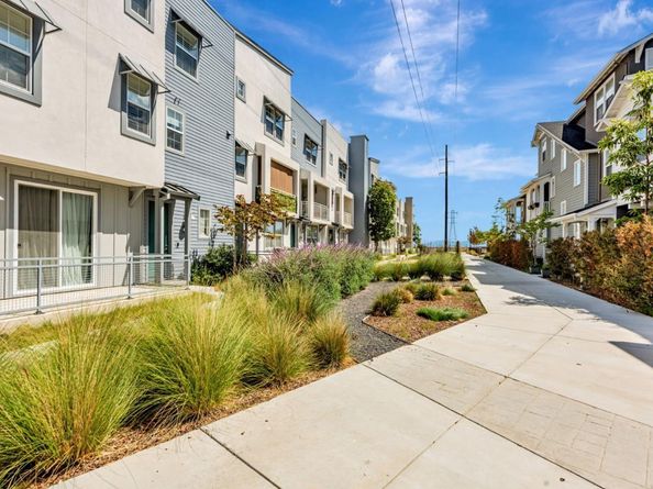 9355 Ocean Park Way, Newark CA 94560