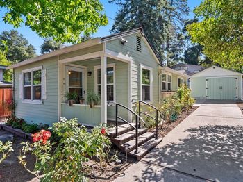 8494 Glen Arbor Road