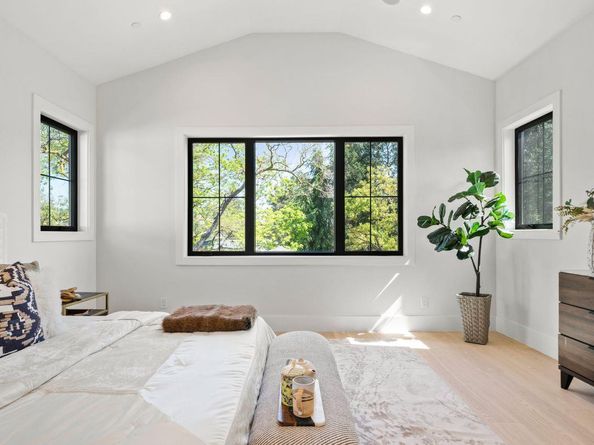 615 Chapman Drive, Campbell CA 95008