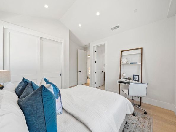 615 Chapman Drive, Campbell CA 95008