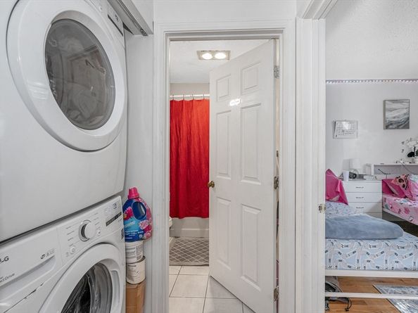 30 Abbey Rd 202, Leominster MA 01453