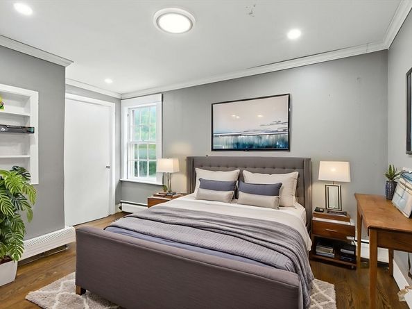 70 Brush Hill Rd 1, Milton MA 02186
