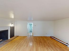 16 Thomas St, Fitchburg MA 01420