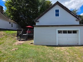 16 Thomas St, Fitchburg MA 01420