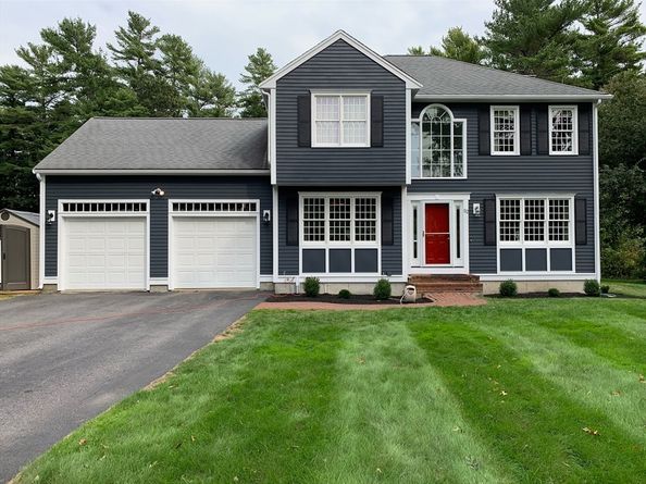 52 Saddleworth Way, Middleboro MA 02346