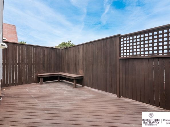 87 Holworthy St 3, Cambridge MA 02138