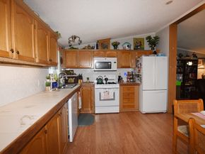 60 Fairview St, Rockland MA 02370