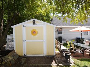 60 Fairview St, Rockland MA 02370