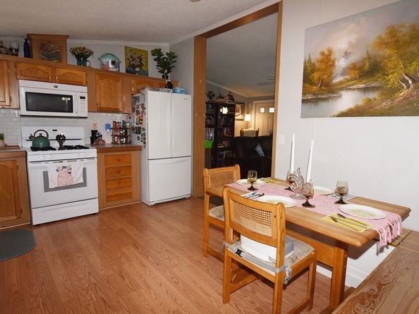 60 Fairview St, Rockland MA 02370