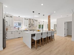 10 Ames St, Wakefield MA 01880