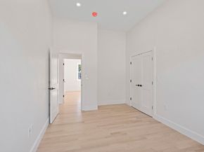10 Ames St, Wakefield MA 01880