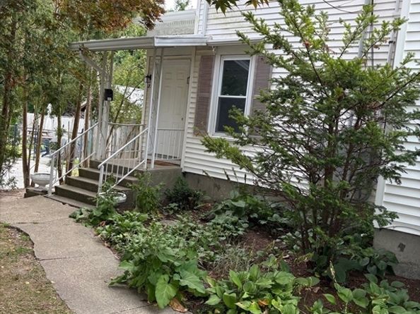 23 Castle Street, Plymouth MA 02360