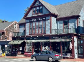 1 Green St. 2, Marblehead MA 01945