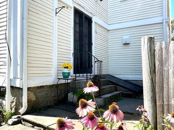 1 Green St. 2, Marblehead MA 01945