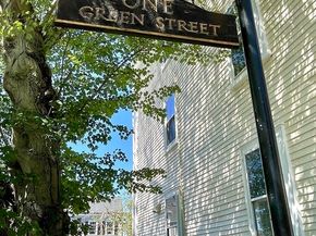 1 Green St. 2, Marblehead MA 01945