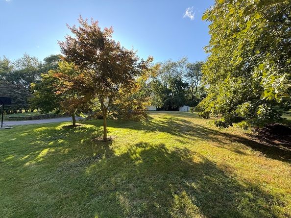 291 Harvard Rd, Bolton MA 01740