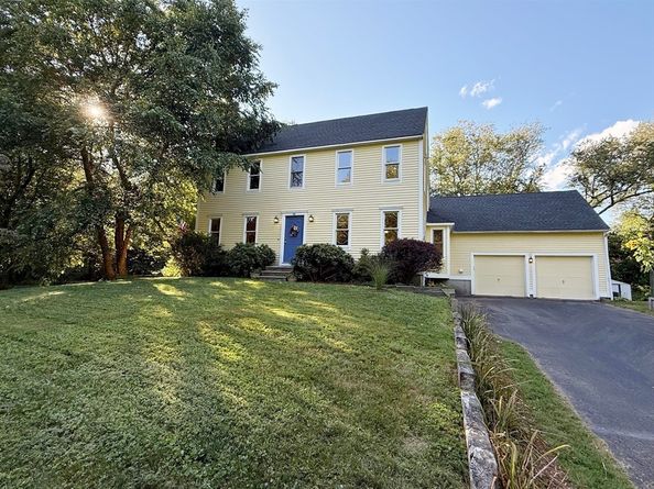 291 Harvard Rd, Bolton MA 01740