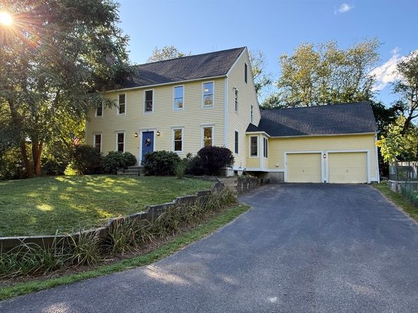 291 Harvard Rd, Bolton MA 01740
