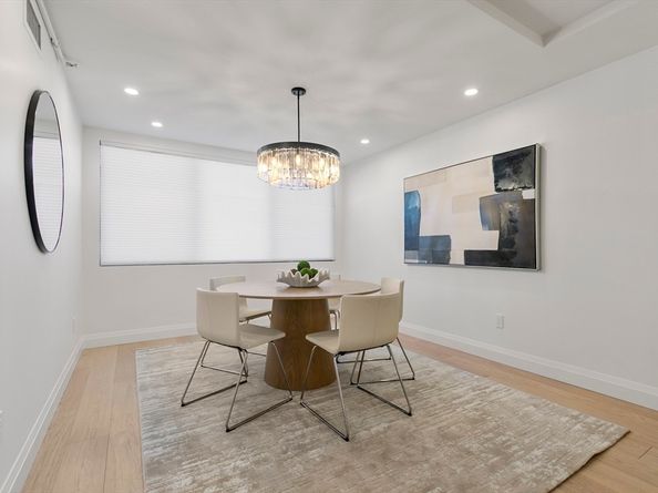 1731 Beacon St 114, Brookline MA 02445